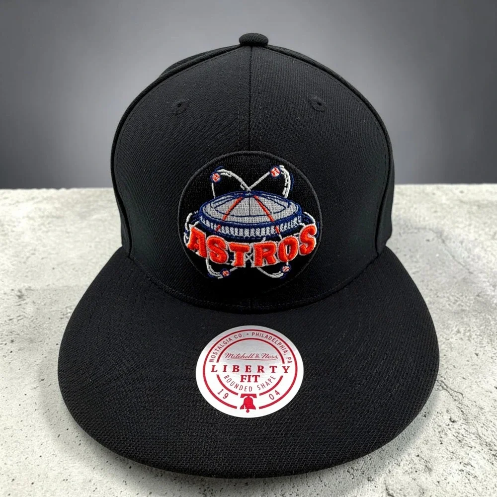 Houston Astros Mitchell & Ness Snapback Adjustable Hat Liberty Fit‎ Black NEW